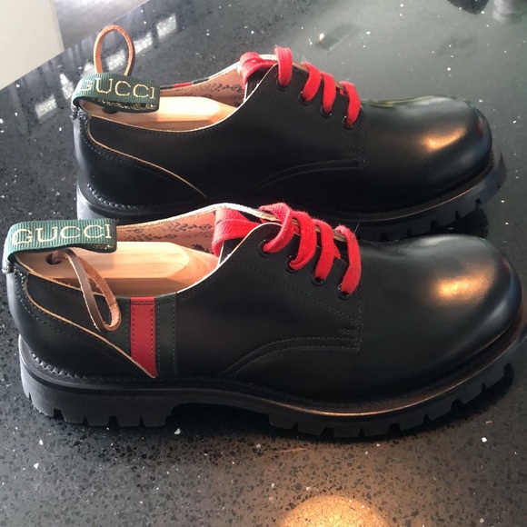 Gucci Shoes. Brand new. Never worn. 8.5 E/U. 9 US box and bag not included. - Picture 3 of 6